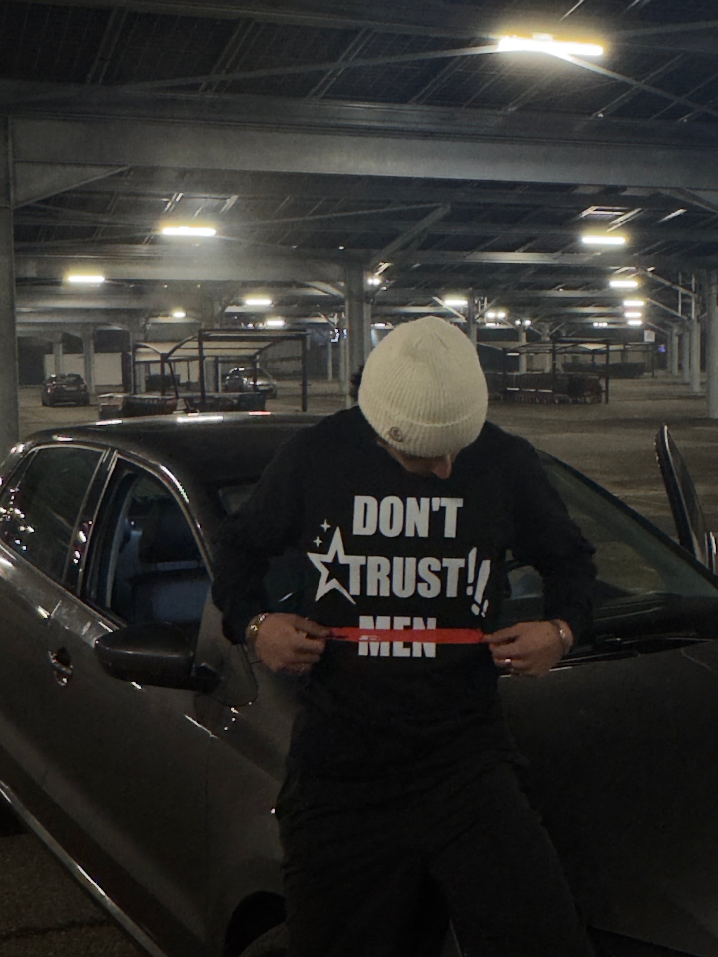 #DON'TTRUSTMEN LONGSLEEVE